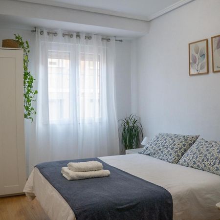 Piso Completo Cerca De Estacion Bus, Tren Y Ferrys Apartment Сантандер Екстериор снимка