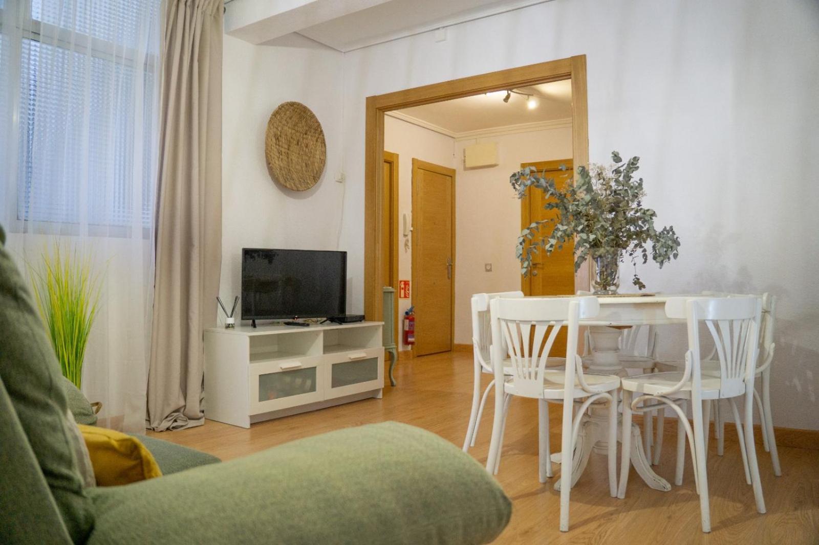 Piso Completo Cerca De Estacion Bus, Tren Y Ferrys Apartment Сантандер Екстериор снимка