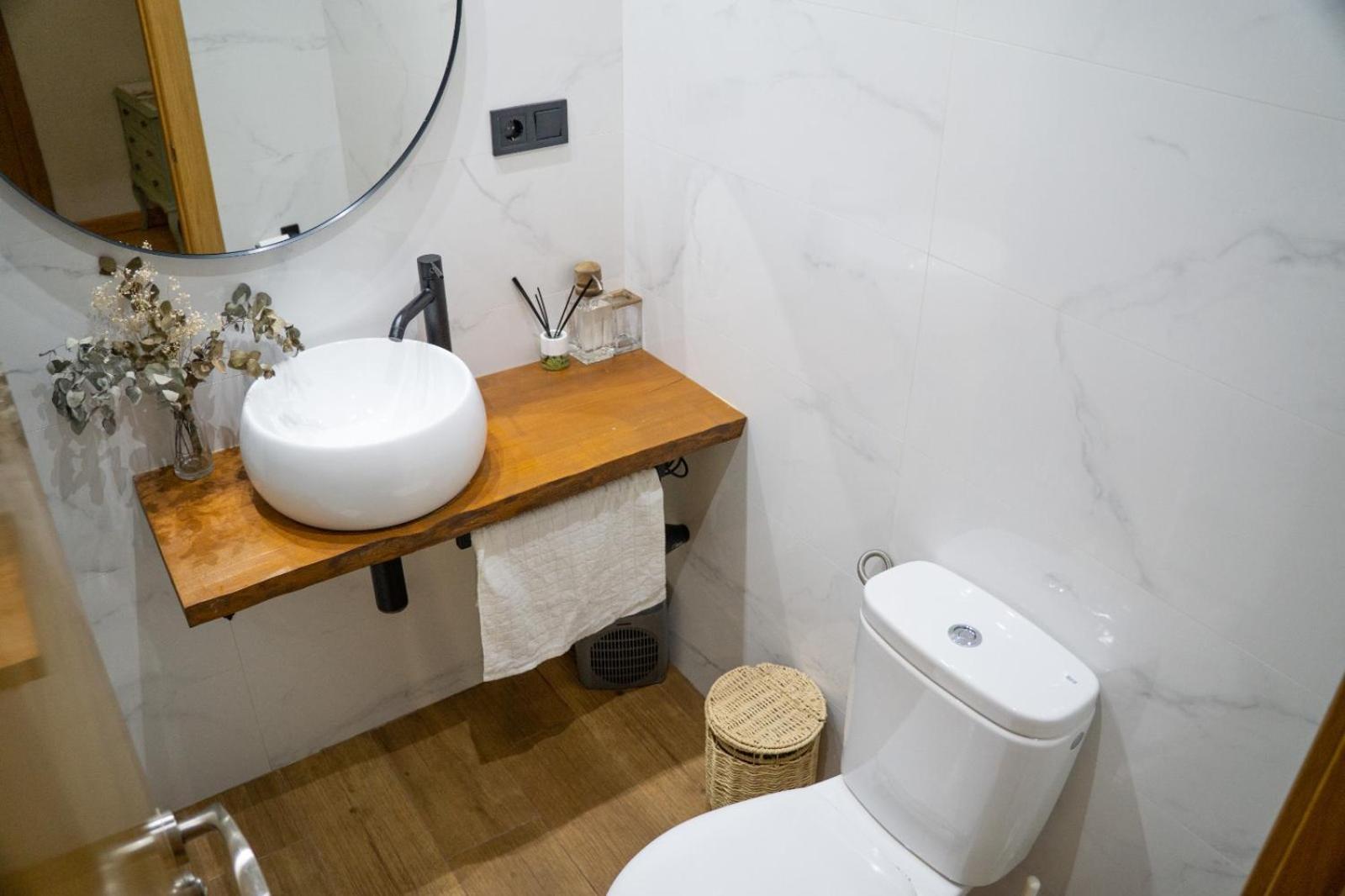Piso Completo Cerca De Estacion Bus, Tren Y Ferrys Apartment Сантандер Екстериор снимка